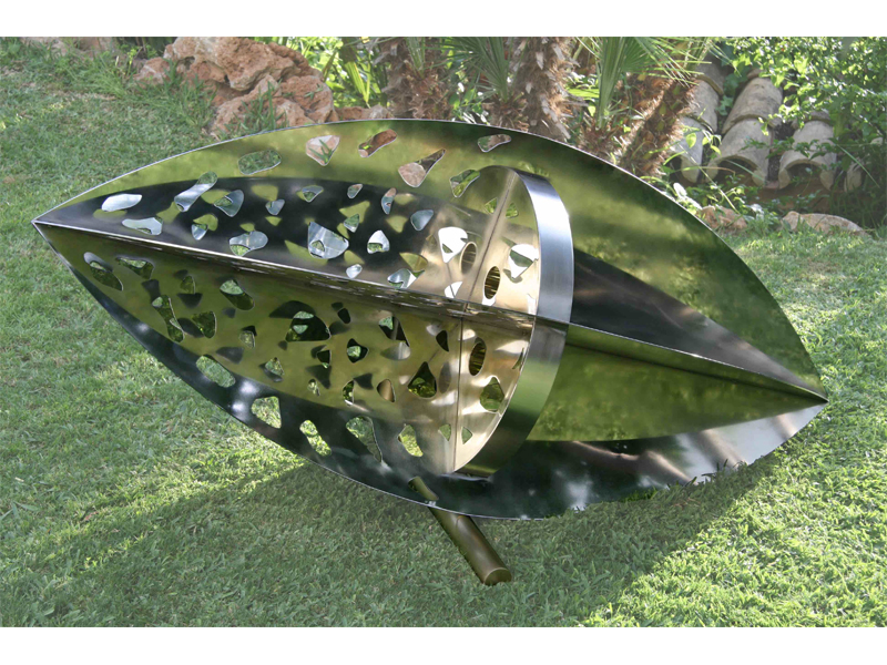  | SEED CAPSULAR | W162 x D85 x H65 cm stainless polished steel and brass Ed.3 , A.P. 